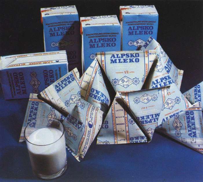 Alpsko Mleko: Promotional image, 1960s: Tetra Pak® Classic and Brick packaging Photo: courtesy of Ljubljankse mlekarne