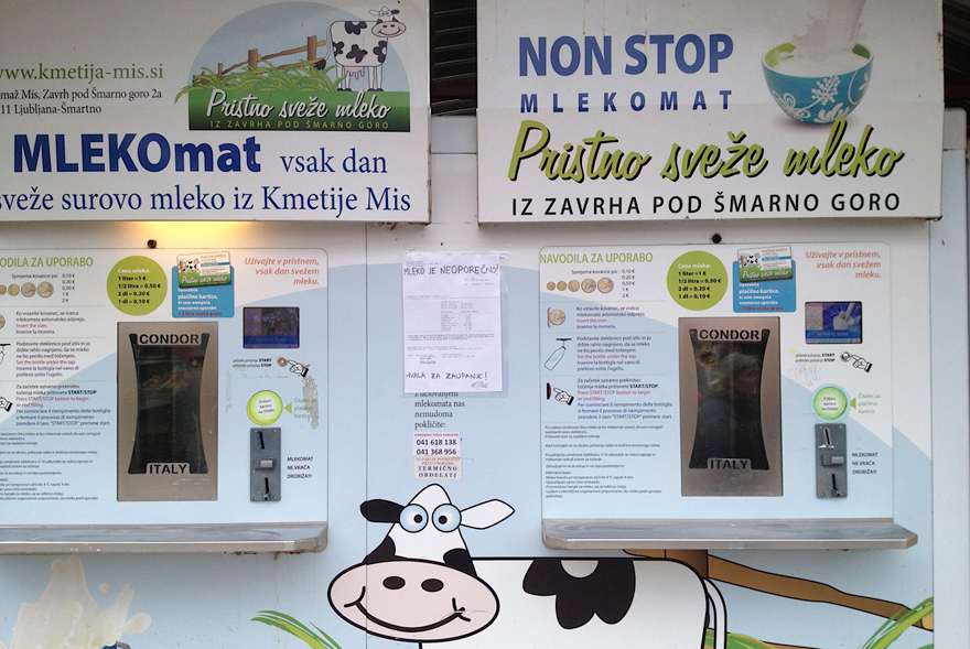 Mlekomat, Ljubljana Central Market: interface detail